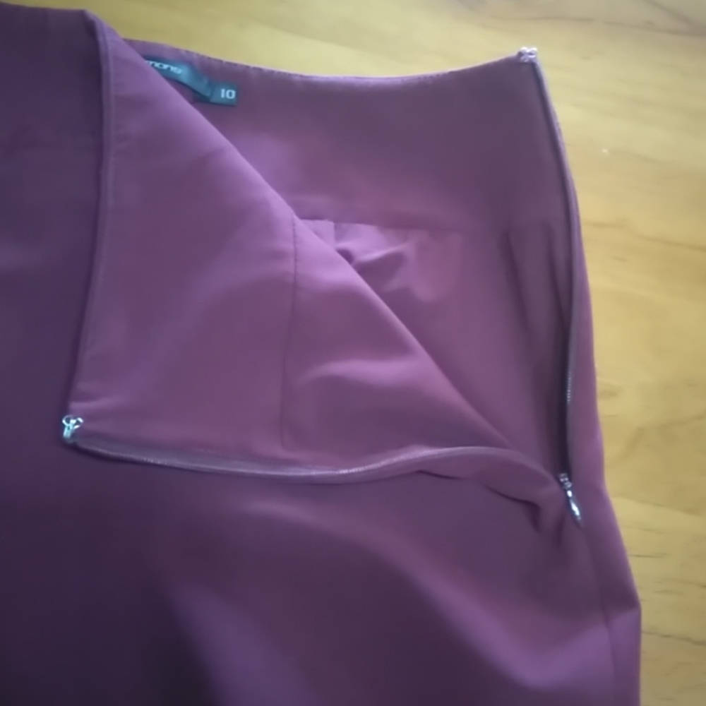 Portman's burgundy pencil skirt AU 10 - Picture 6 of 8